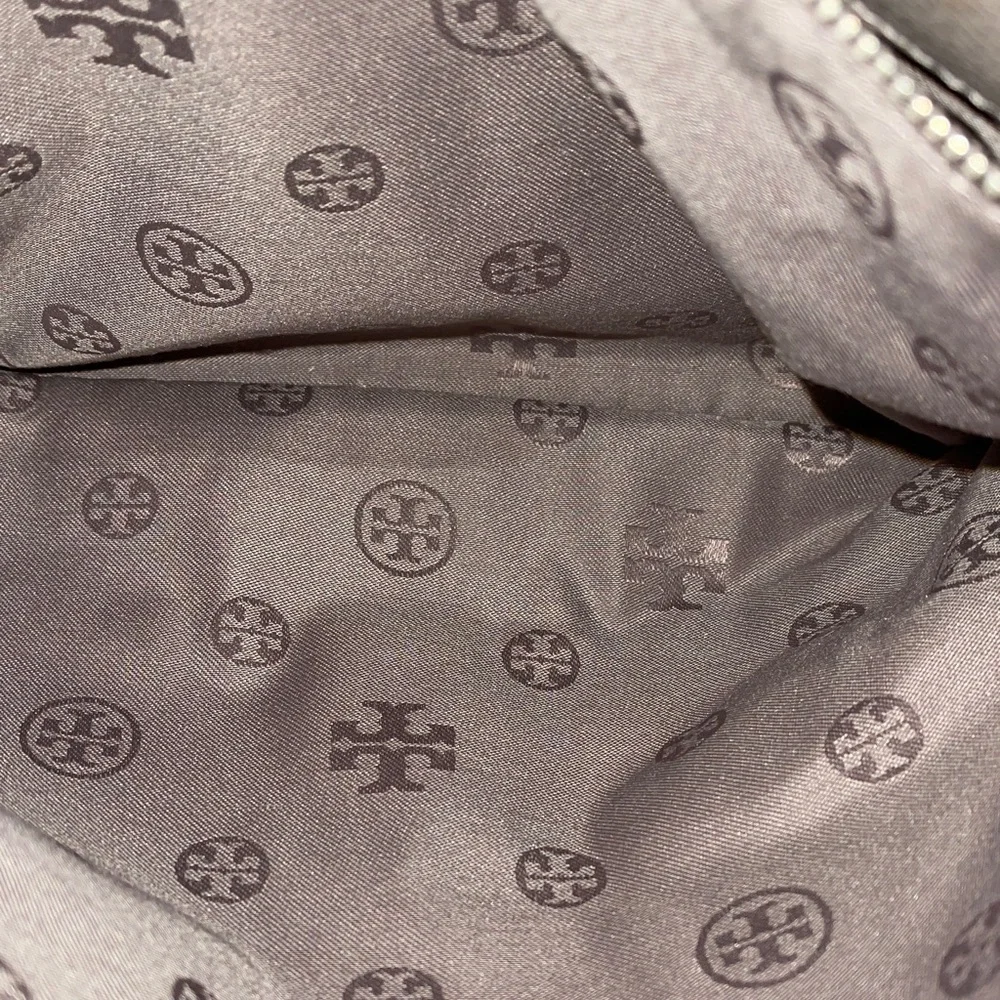 Tory Burch Perforated Leather Tan Handbag with 3 Compartments Tory Burch